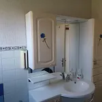 In Muehlendeich Mit Grossem Garten By Interhome Hébergement de vacances *