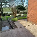 In Muehlendeich Mit Grossem Garten By Interhome Hébergement de vacances